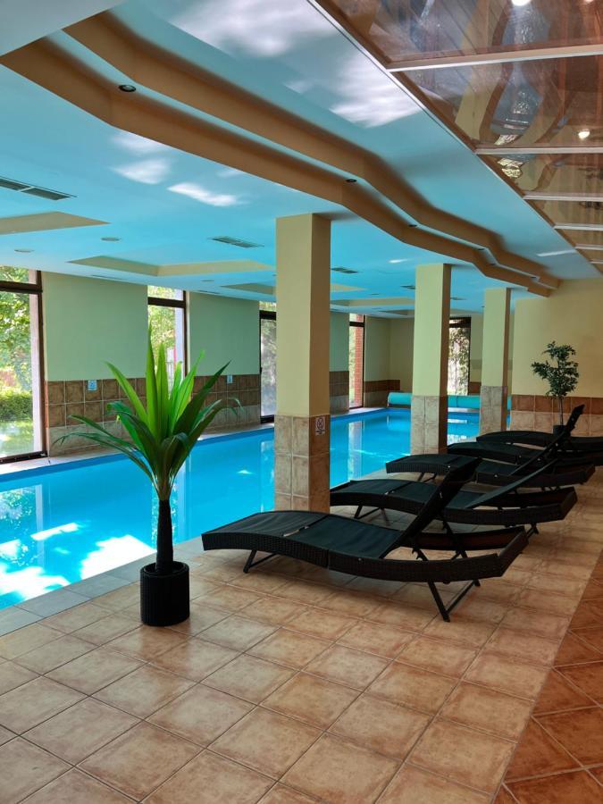 Dorina Wellness Apartment Siofok Luaran gambar