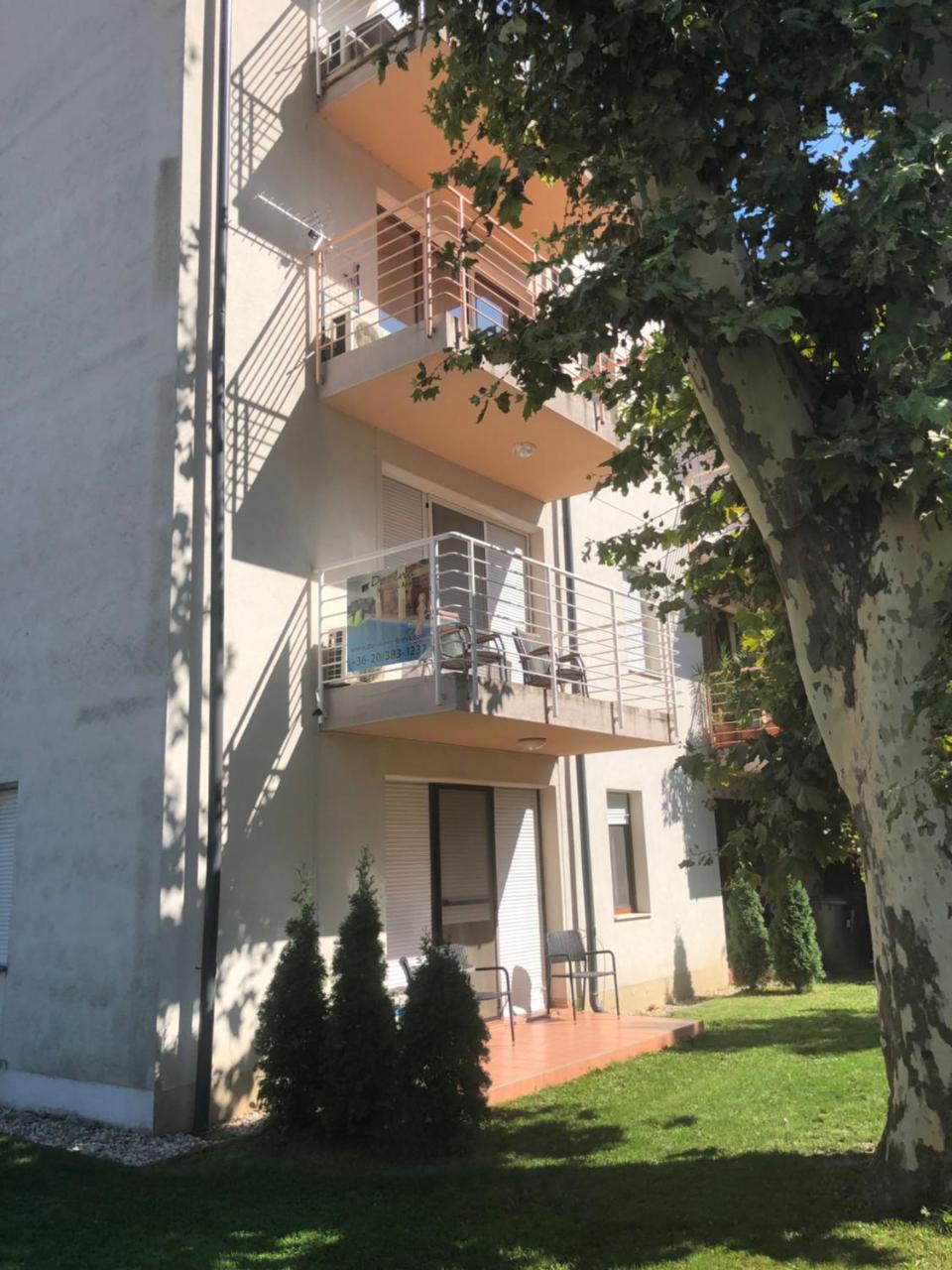 Dorina Wellness Apartment Siofok Luaran gambar